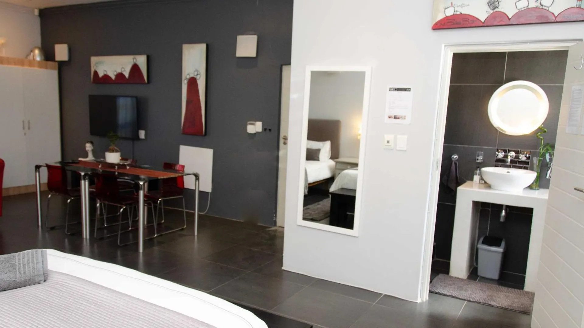 Art And Accommodation Guesthouse Κέιπ Τάουν