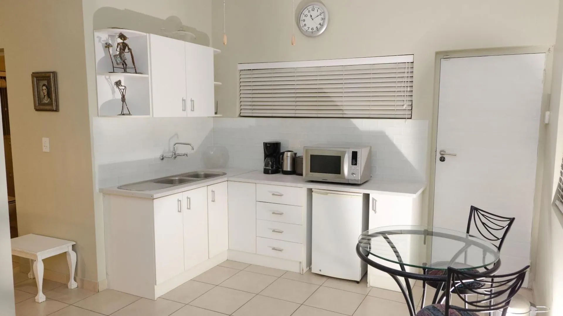 Art And Accommodation Guesthouse Κέιπ Τάουν