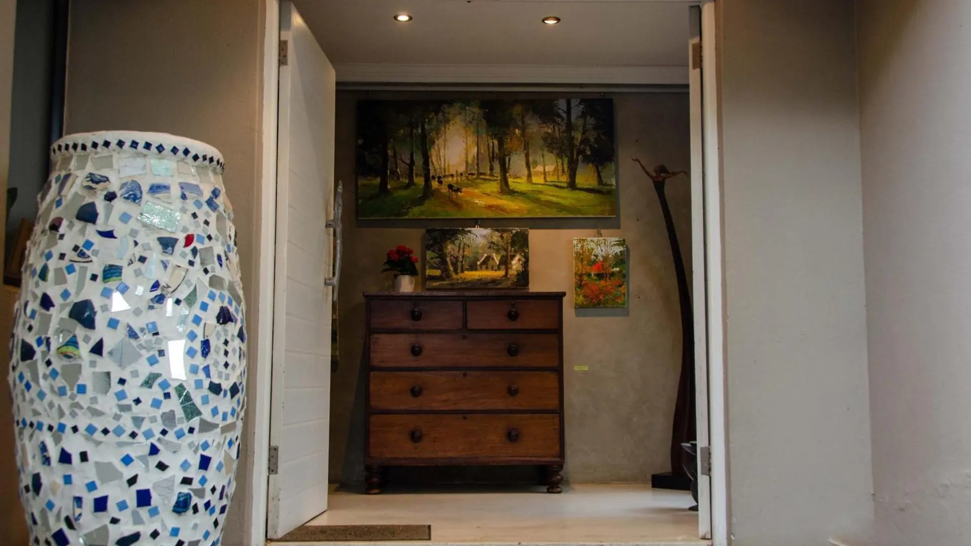 Art And Accommodation Guesthouse Κέιπ Τάουν Πανσιόν